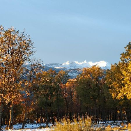 Гостевой дом El Rondillo De Gredos Ойос-дель-Кольядо Экстерьер фото